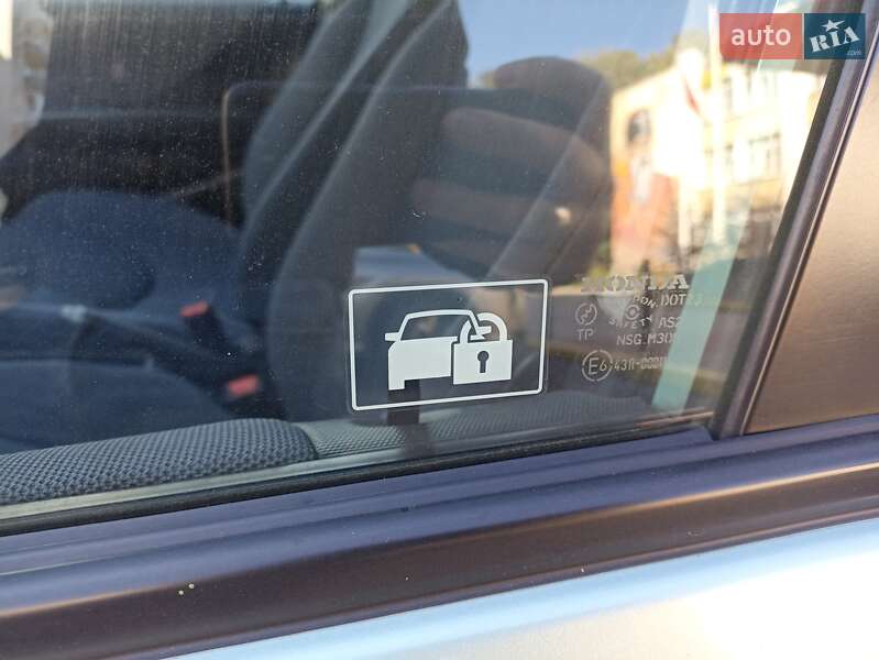 Хэтчбек Honda Jazz 2002 в Львове