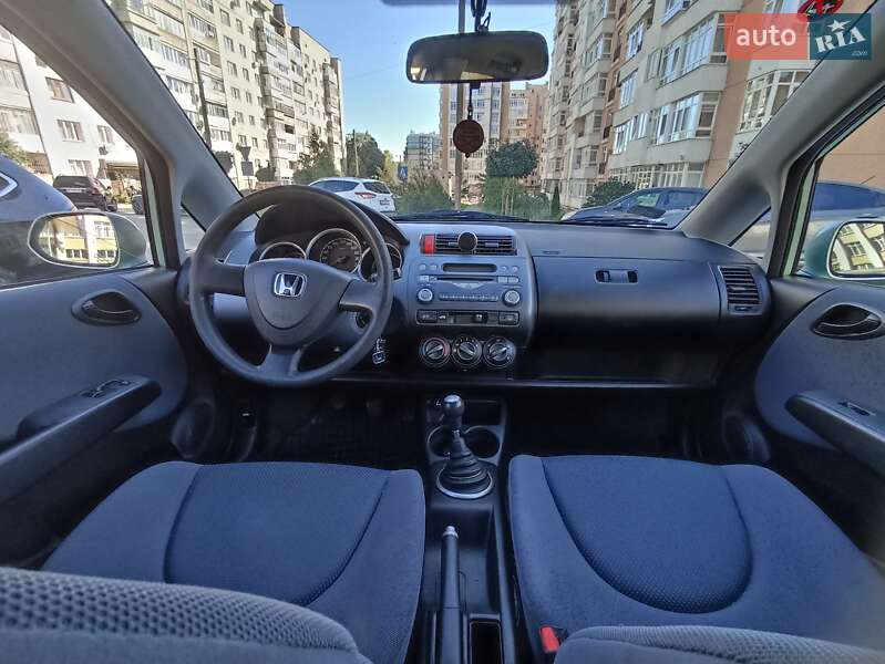 Хэтчбек Honda Jazz 2002 в Львове