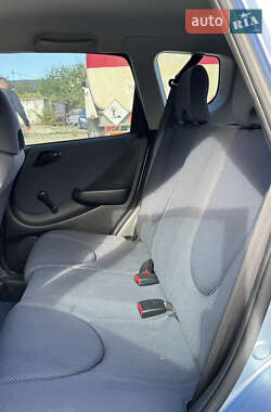 Хэтчбек Honda Jazz 2004 в 