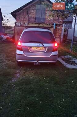 Хэтчбек Honda Jazz 2003 в 