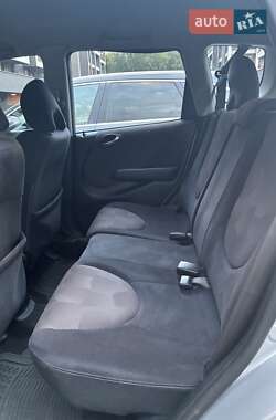 Хэтчбек Honda Jazz 2006 в 