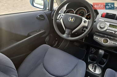 Хэтчбек Honda Jazz 2007 в 