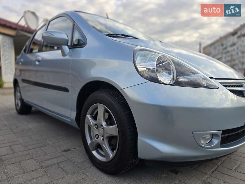 Хэтчбек Honda Jazz 2007 в Запорожье