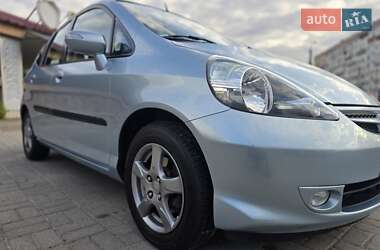 Хэтчбек Honda Jazz 2007 в 
