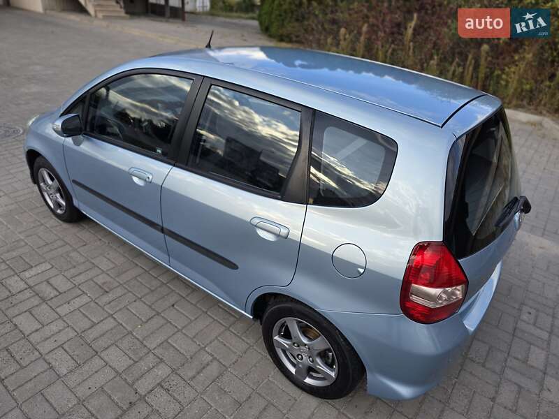 Хэтчбек Honda Jazz 2007 в Запорожье