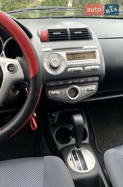 Хэтчбек Honda Jazz 2007 в 