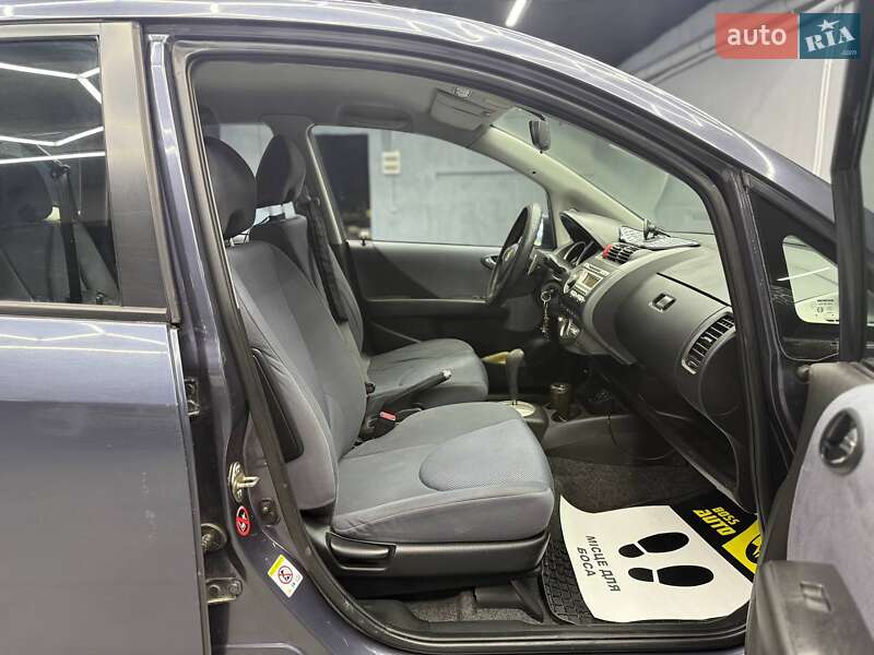 Хетчбек Honda Jazz 2007 в Чернівцях фото 9 Хетчбек Honda Jazz 2007 в Чернівцях