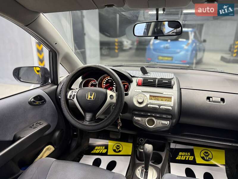 Хетчбек Honda Jazz 2007 в Чернівцях фото 12 Хетчбек Honda Jazz 2007 в Чернівцях