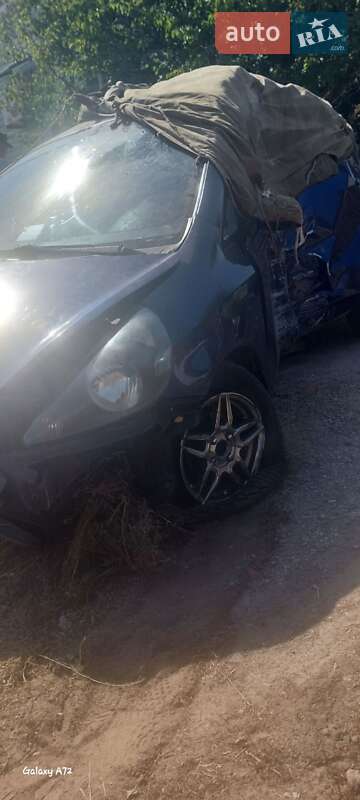 Хэтчбек Honda Jazz 2002 в Харькове