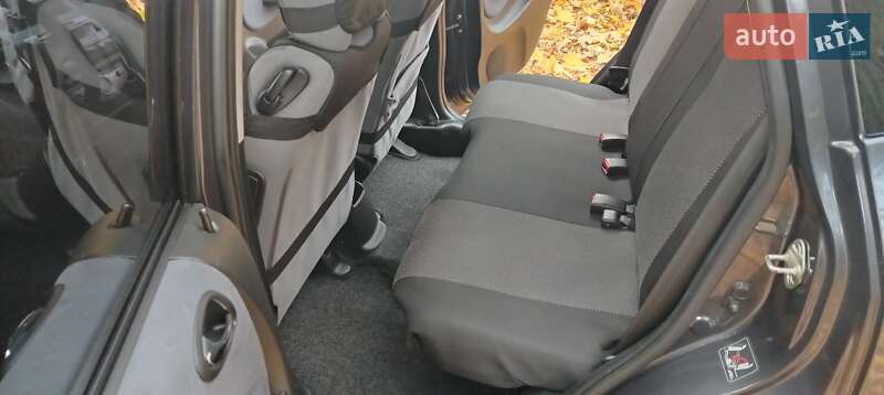 Хетчбек Honda Jazz 2007 в Дніпрі фото 12 Хетчбек Honda Jazz 2007 в Дніпрі