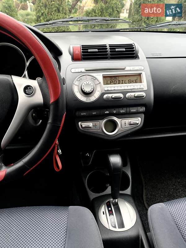 Хетчбек Honda Jazz 2007 в Іллінцях