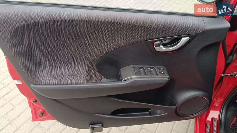 Хэтчбек Honda Jazz 2011 в Житомире фото 5 Хэтчбек Honda Jazz 2011 в Житомире