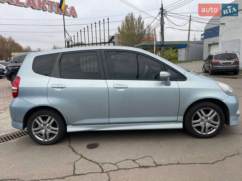 Хэтчбек Honda Jazz 2008 в Николаеве