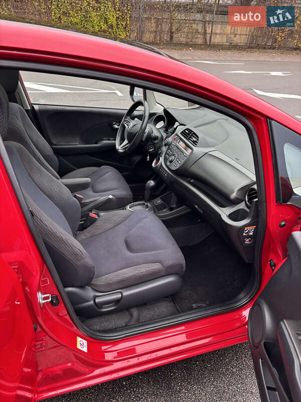 Хэтчбек Honda Jazz 2012 в Киеве