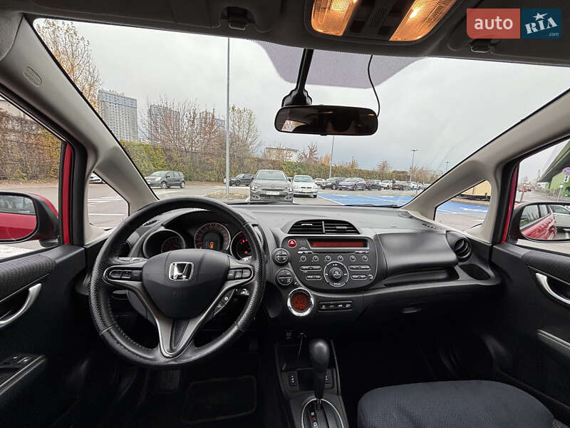 Хэтчбек Honda Jazz 2012 в Киеве