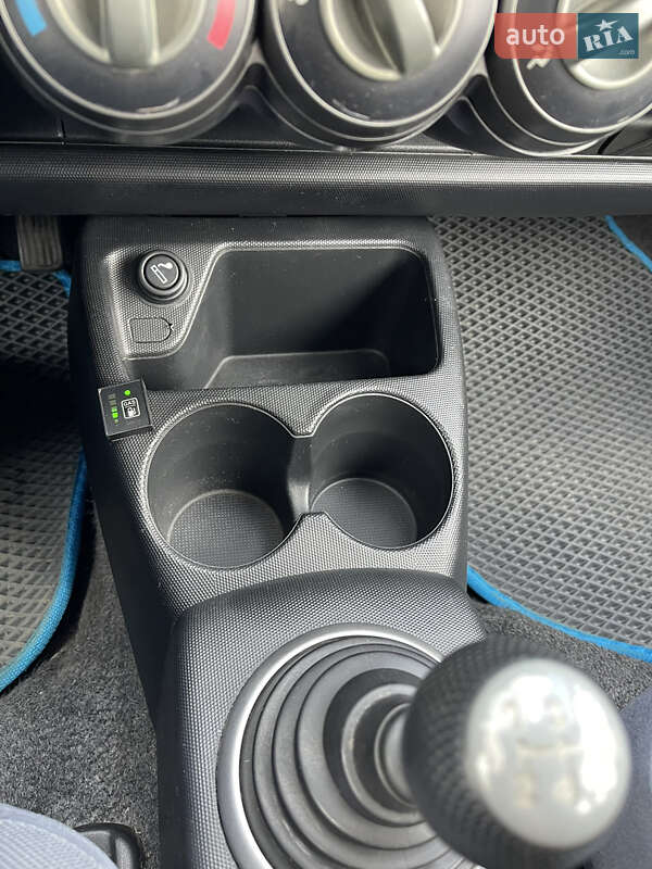 Хэтчбек Honda Jazz 2002 в Ужгороде