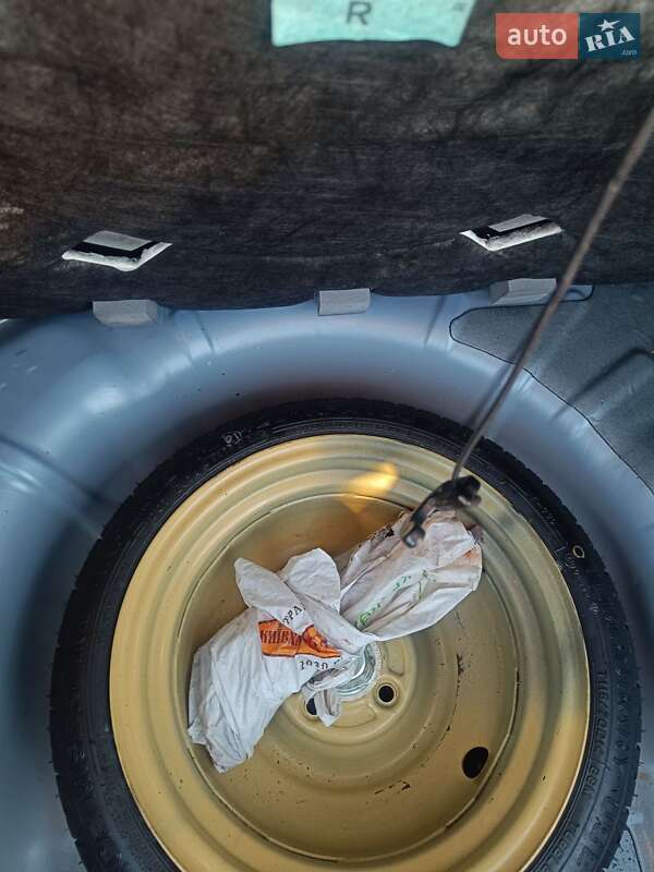 Хетчбек Honda Jazz 2004 в Стрию