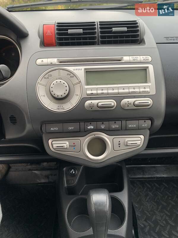 Хетчбек Honda Jazz 2007 в Іллінцях