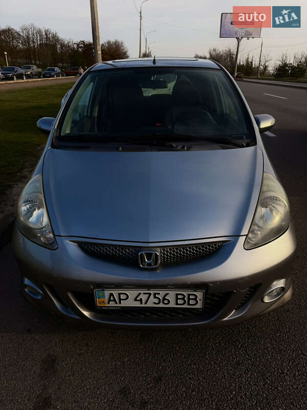 Хэтчбек Honda Jazz 2005 в Запорожье