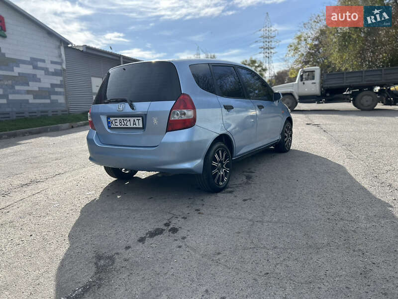 Хетчбек Honda Jazz 2002 в Дніпрі