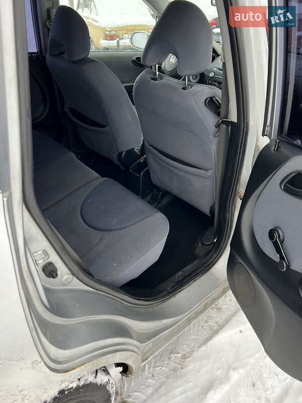 Хэтчбек Honda Jazz 2003 в Львове