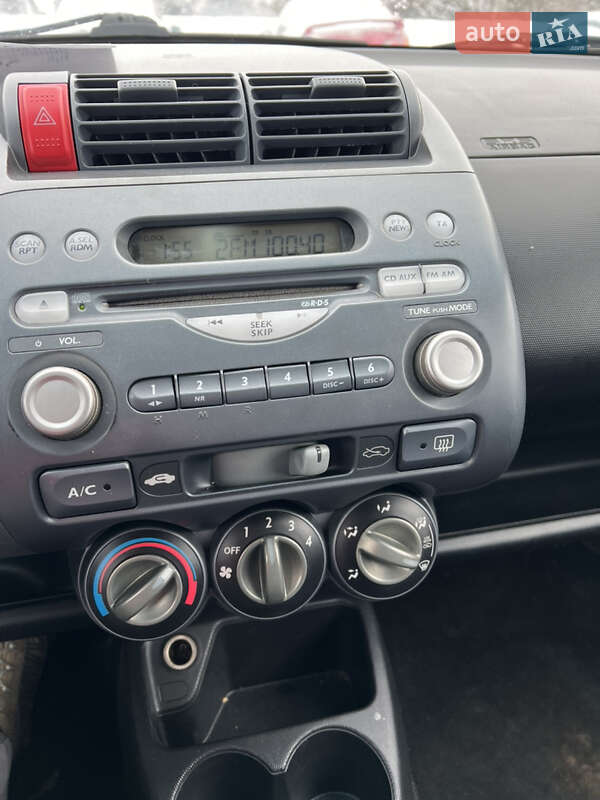 Хэтчбек Honda Jazz 2003 в Львове