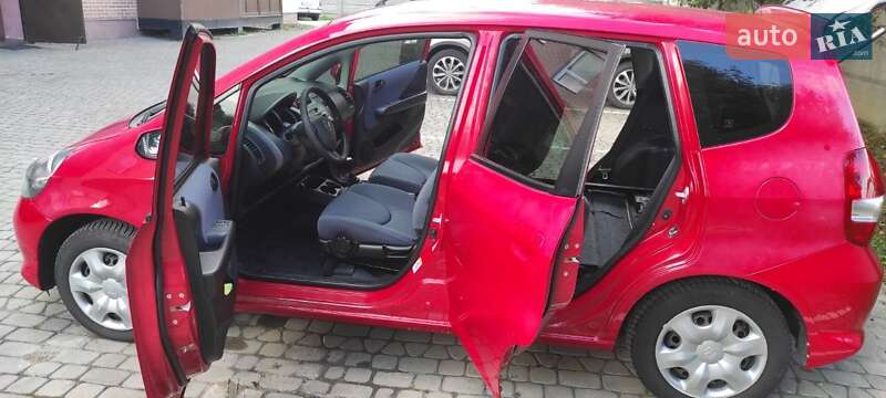 Хэтчбек Honda Jazz 2006 в Луцке фото 24 Хэтчбек Honda Jazz 2006 в Луцке