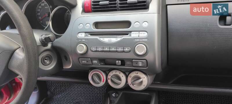 Хэтчбек Honda Jazz 2006 в Луцке фото 10 Хэтчбек Honda Jazz 2006 в Луцке
