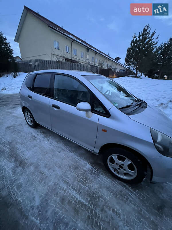 Хэтчбек Honda Jazz 2003 в Львове