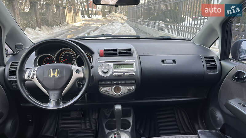 Хэтчбек Honda Jazz 2007 в Львове