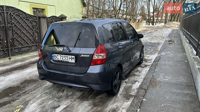 Хэтчбек Honda Jazz 2007 в Львове