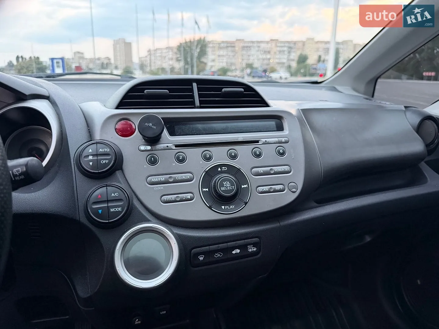 2010 Honda Jazz - мініатюра 12
