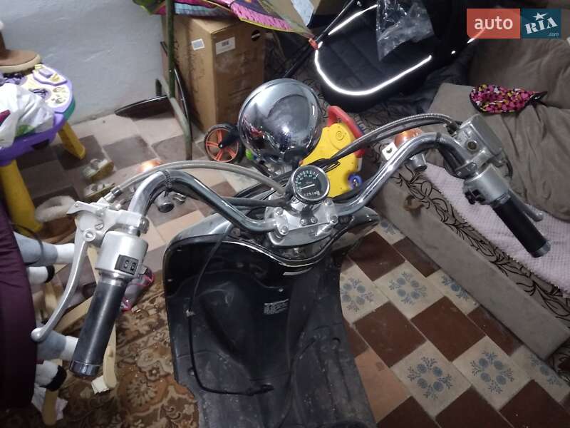 Скутер Honda Joker 50 AF-42 2000 в Старокостянтинові фото 2 Скутер Honda Joker 50 AF-42 2000 в Старокостянтинові