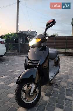 Грузовые мотороллеры, мотоциклы, скутеры, мопеды Honda Lead 100 2003 в 