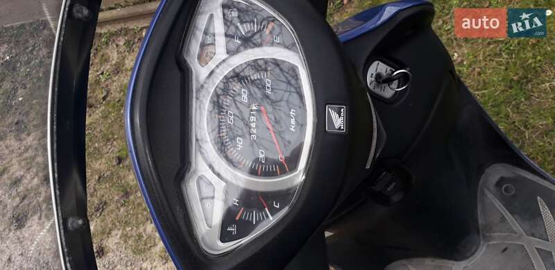 Грузовые мотороллеры, мотоциклы, скутеры, мопеды Honda Lead 110 JF-19 2010 в Подгайцах фото 3 Грузовые мотороллеры, мотоциклы, скутеры, мопеды Honda Lead 110 JF-19 2010 в Подгайцах