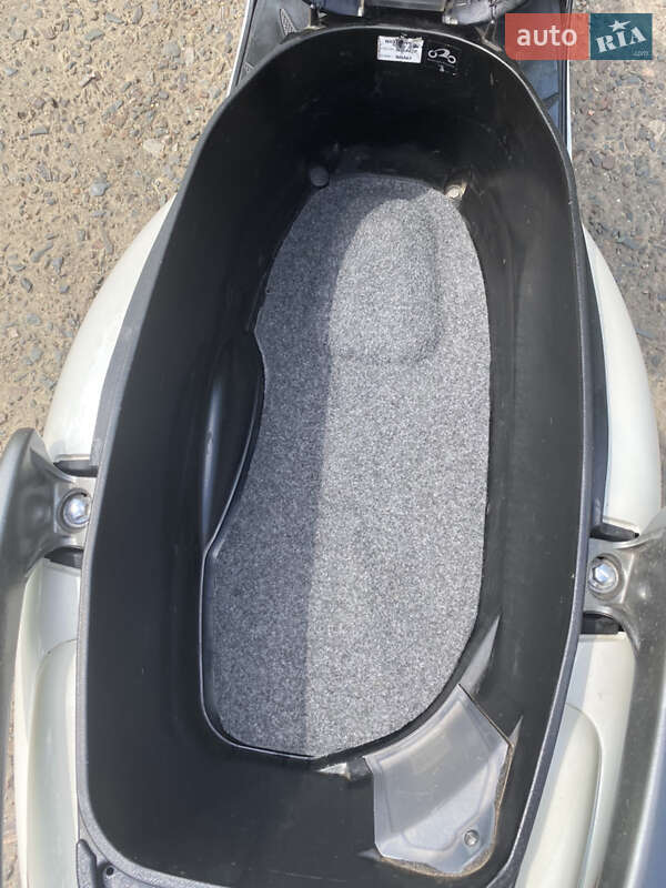 Макси-скутер Honda Lead 110 JF-19 2008 в Белгороде-Днестровском