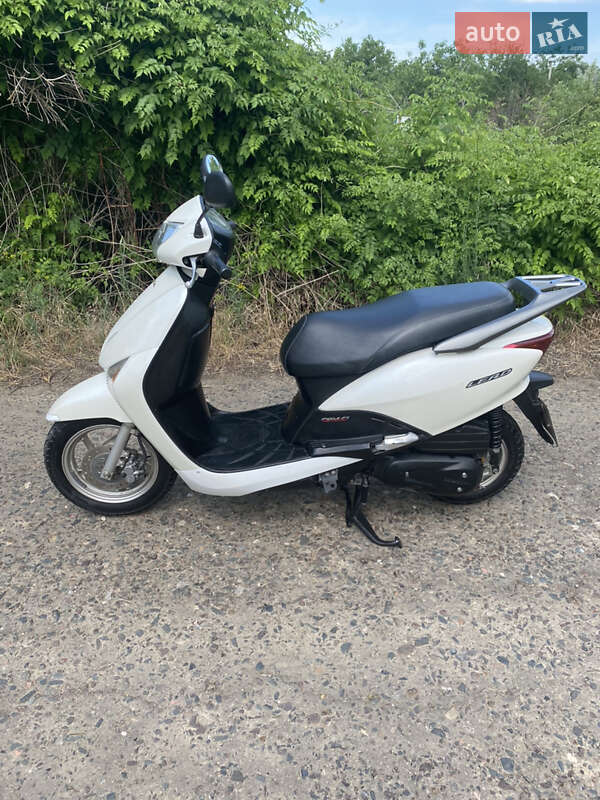 Макси-скутер Honda Lead 110 JF-19 2008 в Белгороде-Днестровском