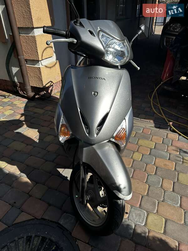 Мопеды Honda Lead 110 JF-19 2012 в Черкассах