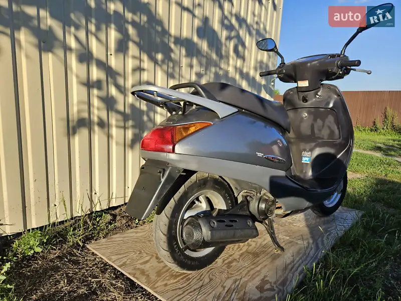 Мопеды Honda Lead 50 AF 48 2003 в 