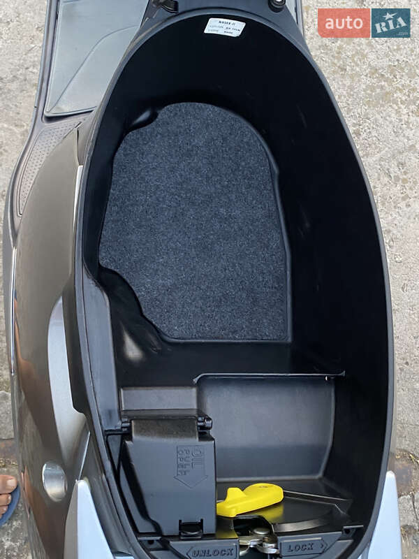 Мопеды Honda Lead 50 AF 48 2000 в Умани