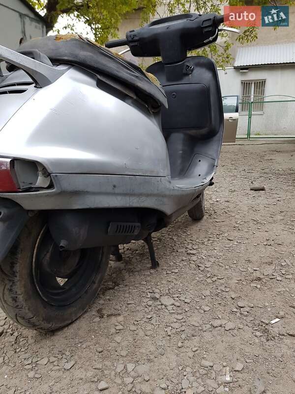 Скутер Honda Lead 90 2001 в Одесі