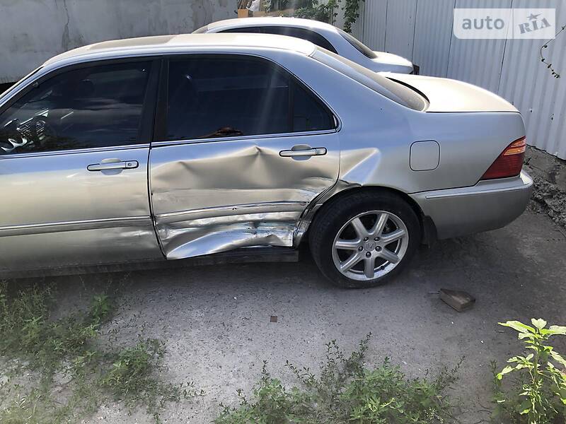 Седан Honda Legend 2000 в Полтаве