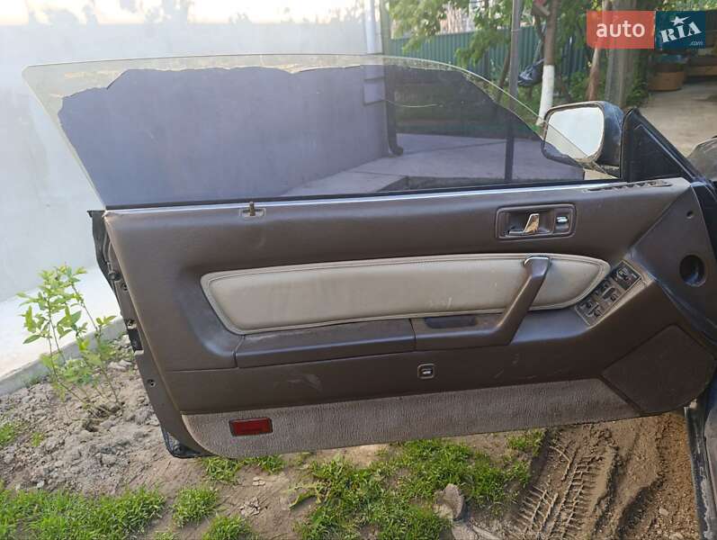 Купе Honda Legend 1991 в Чернівцях