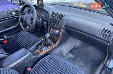 Седан Honda Legend 1995 в 