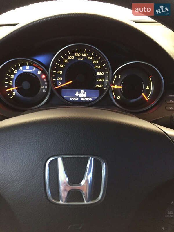 Седан Honda Legend 2006 в Ірпені