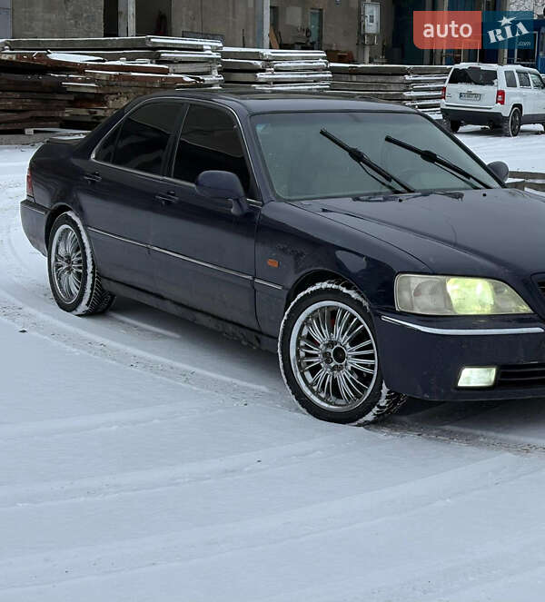 Седан Honda Legend 2000 в Киеве