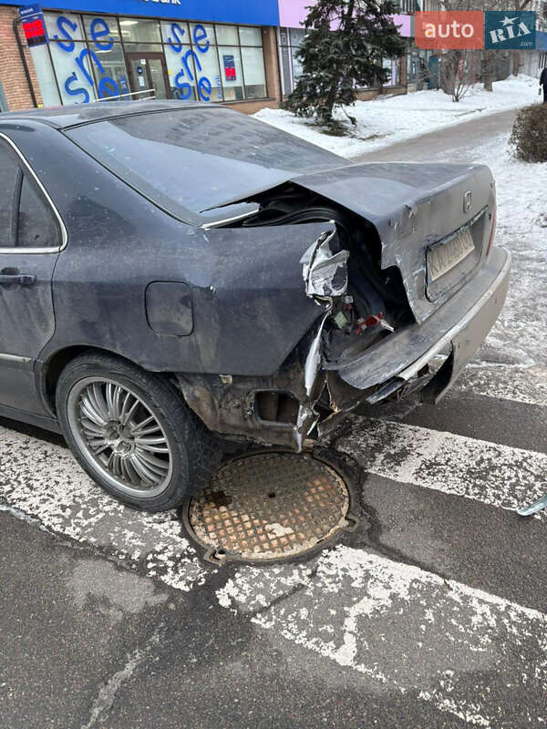 Седан Honda Legend 2000 в Киеве