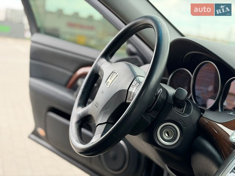 Седан Honda Legend 2006 в Одессе