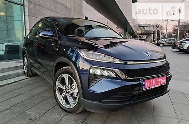 Позашляховик / Кросовер Honda M-NV 2021 в 