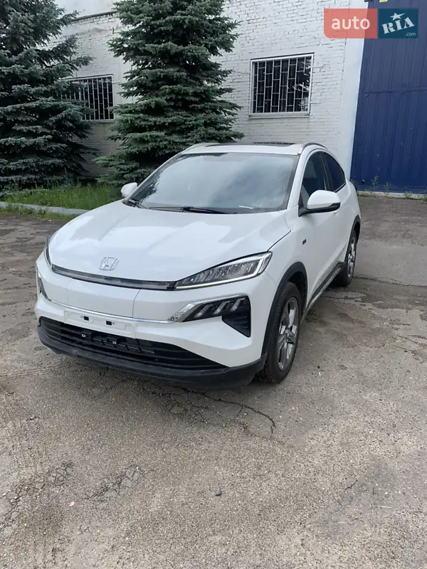 Honda M-NV 2022